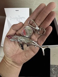 至平清貨價  全新 Sorayama 空山基 鯊魚領域系列 鑰匙扣 鯊魚 海豚劍 Sorayama Key Chain Set 兩個