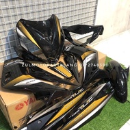 Coverset Bodyset Yamaha LC LC135 V1 Hitam Gold Original Hong Leong Yamaha HLY Stripe Siap Tampal - F