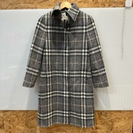 【美收精品】BURBERRY 黑格紋風衣外套 4-275【隔月月中將轉賣至日本 上架期限30天】
