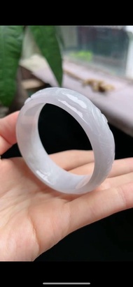 冰種 天然翡翠 緬甸 A玉 玉鐲 • 糯冰種翡翠雕花鐲