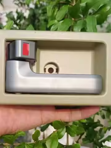 Genuine Car Door Inner Handle Door Interior Handle for DFSK DFM Dongfeng SOKON Mini Bus Van Cargo Tr