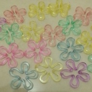 CLEAR FLOWER BEAD 1 POUND