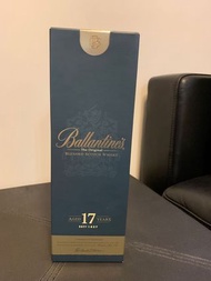 Ballantine's Scotch Whisky Scotland 17 YO