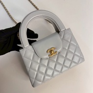 CHANEL｜mini Kelly 奶油灰