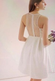 春夏現貨 台灣直送 氣質後背透視蕾絲連身裙 白色性感連身裙