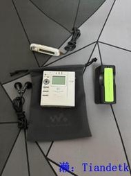 【世子】夏普MT77錄放MD隨身聽實物拍攝，成色不錯，配件線控，夏普耳機，充電器，電池，錄放完好