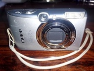 CANON IXUS 970 IS ccd camera  麵包機 in good working condition 跟一原裝電池 不跟义机 可加150元跟萬用义