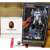 A Bathing Ape Bape x Takara Tomy 變形金剛 TRANSFORMERS MP CONVOY BAPE® BLACK CAMO VERSION (另送日本限定月曆)