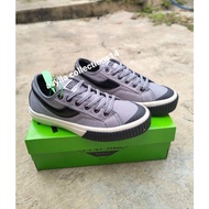 Compass trail shoes Men's sneakers and Wanita School shoes/