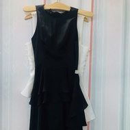 Huong Boutique Dress Size s