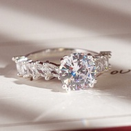 KL0074 Livia Women's Silver Ring Marquise Plate Belt 3.5mm Round Cut Master Stone 8.0mm by Kylan Sil