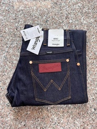 เอวโอเวอร์ไซส์ กรุณาอ่านรายละเอียด ผ้าดิบล็อตใหม่ Wrangler Mwz สียีนส์ ผ้าดิบหนังไก่ทรงกระบอก 13 ออน