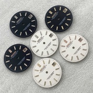 with NH35 movement, Nh35 dial, log, matte dial accessories, green nail, luminous diameter of 28.5Mm