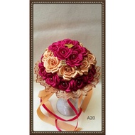 Boquet hand-flowered/