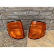 mercedes benz w126 Orange Turn Signal