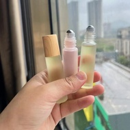 滚珠分装瓶香水分装瓶花露水炉甘石婴儿精油瓶涂抹分装瓶涂药神器