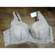 42D lace plussize perfect lift bra