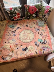 Kiss Me Doll 絲巾 泰國