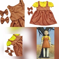 S Q U I D GAME DOLL DRESS SIZES : Small 6-18mos old Medium 2-4yrs old Large 5-7 yrs old