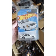 HOTWHEELS MERCEDES 500E