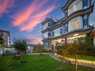 Nanfengli Homestay (Lijiang Sanyi Airport Branch)