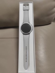 Galaxy watch 6 classic 白色 LTE