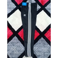 Seluar tracksuit ADIDAS  size S - XL