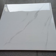 Granit putih motif carara 60x60