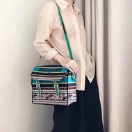 DIOR DIOR Bag DIOR Bag DIOR Female Bag DIOR Saddle Bag DIOR Three Grid DIOR 5 Grid DIOR Badge Style 