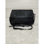 Pre-loved Original Lulu Castagnette Sling Bag