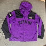 [L號] Supreme x the north face紫色 防水 風衣 TNF 胸口大logo 二手 定製品  紫色 風衣外套 訂製品 不介意再購買