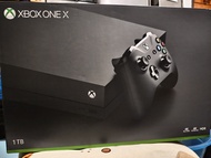 Xbox One X 1TB 主機連兩手掣 有盒