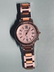 精工 (Seiko) 電波太陽能鈦金屬腕錶