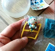 全新多啦a夢扭蛋機扭蛋 (未開封)