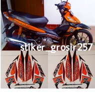 STIKER STRIPING LES LIS BODY SHOGUN SP 125 2008 2009 ORANGE STANDAR