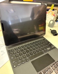 11寸 Magic Keyboard + iPad case