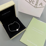 Van Cleef & Arpels  211922 Single Flower Full Diamond Bracelet