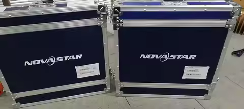 Novastar VX600 LED Video Processor with flight case