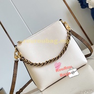 B0UTIQUE Quality Bucket Bag Handbag L Style-M2A840