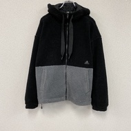 adidas抓絨外套/羊毛外套，帶性能標誌，黑色/灰色，M 碼，男士古著。