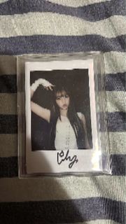 賣女！！NMIXX Lily 親簽拍立得小卡