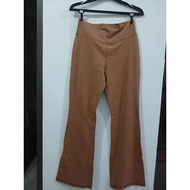 Ladies flare leggings