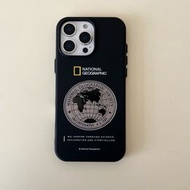 內地直送 - 国家地理适用苹果iPhone15promax肤感磨砂15pro保护套防摔经典地球-D壳磨砂 黑色 地球 iPhone 11