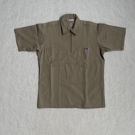 Kemeja Halfzip Ben davis khakis