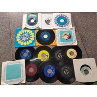 EP SP RANDOM COLOUR VINYL RECORD 7' 45 RPM FOR DECORATION WITHOUT COVER