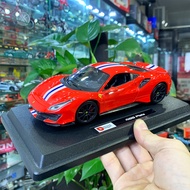 Mô hình xe Ferrari 488 Pista tỷ lệ 1:24 hãng Bburago kèm đế trưng bày