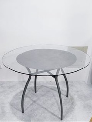 41英吋 4至6人 進口時尚玻璃餐桌圓形餐桌 工業風 極簡風 現代風 台北市