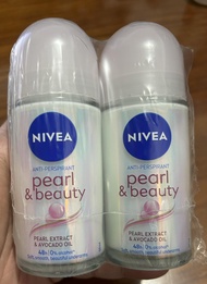 NIVEA DEODORANT Pearl & Beauty Anti-Perspirant Roll-On 50ml * BUY 1 TAKE 1 *