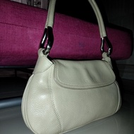 tas kulit prada original wanita