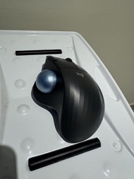 Logitech MX Master 3S 軌跡球滑鼠